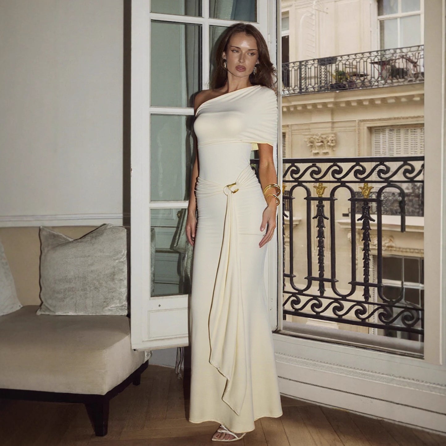 High-end Off-shoulder Dress With Tie-up Straps