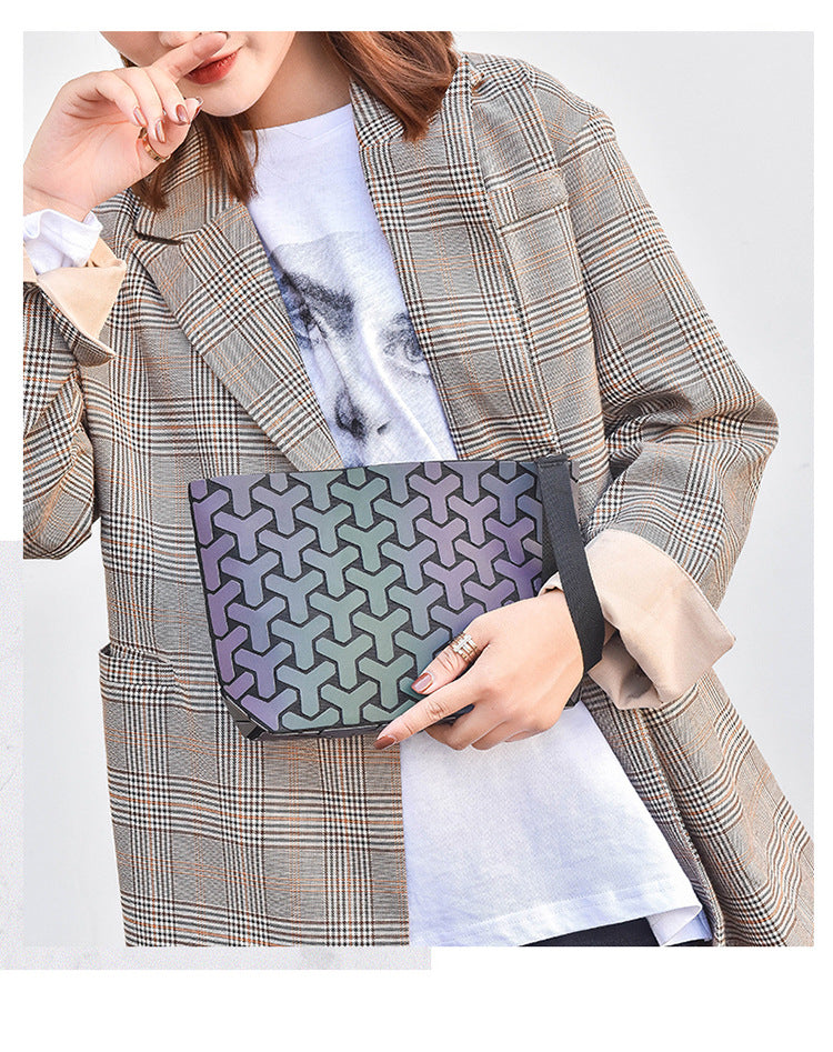 Women's Geometric Check Cross Body Bag