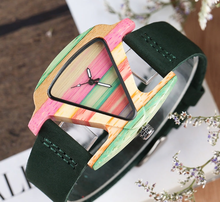 New Wooden Quartz Watch Fashion Color Digital Digital Character Triangle Dial
