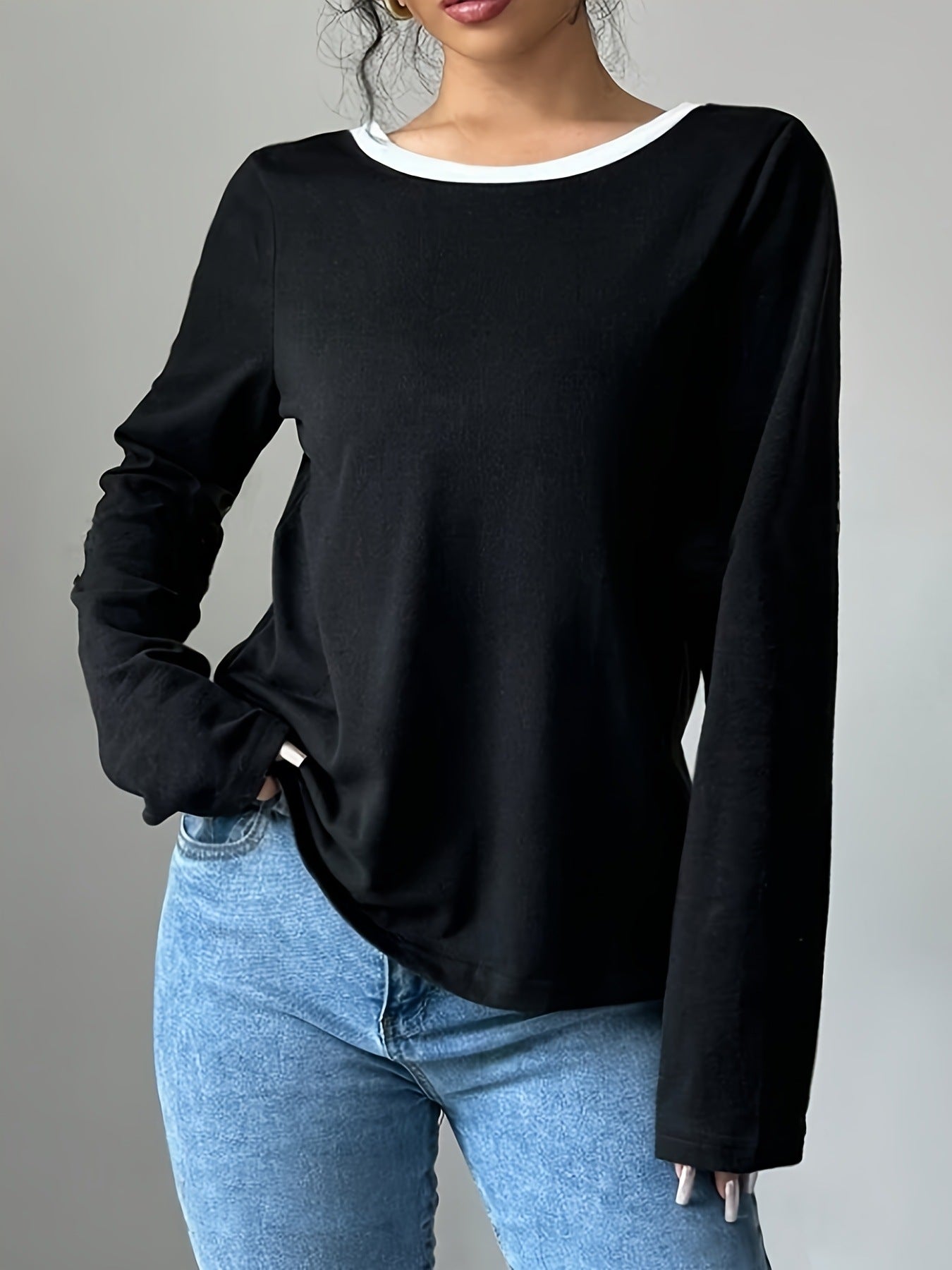 Trendy T-shirt med rund hals, to dele, Illusionknit, lange ærmer, baselayer-top, crew neck design til kvinder