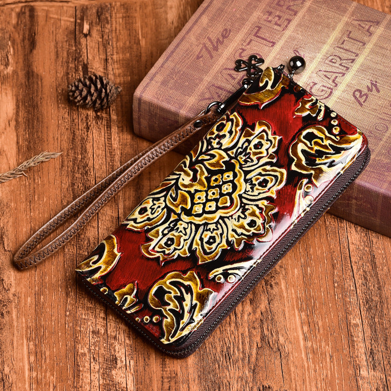Cowhide zippered wallet
