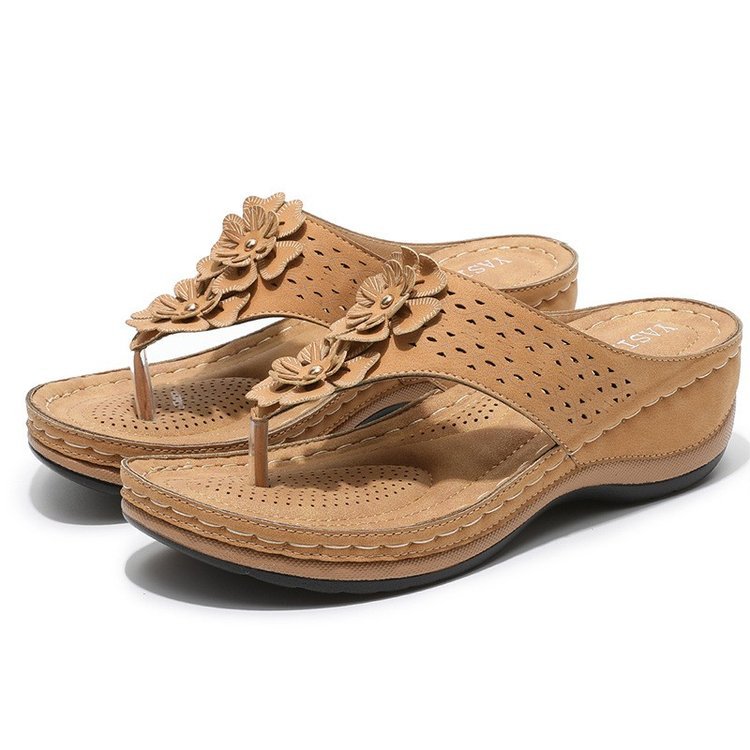 Casual Breathable Round Head Flat Flower Herringbone Sandals
