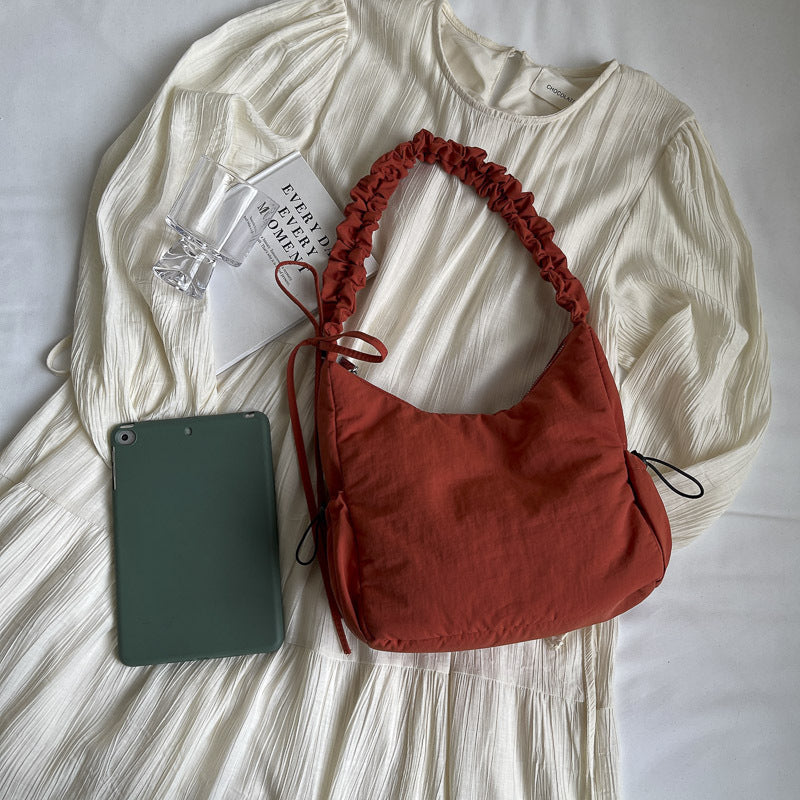 Dametaske med bindebånd, rynker og flæser – Bærbar skuldertaske/crossbody