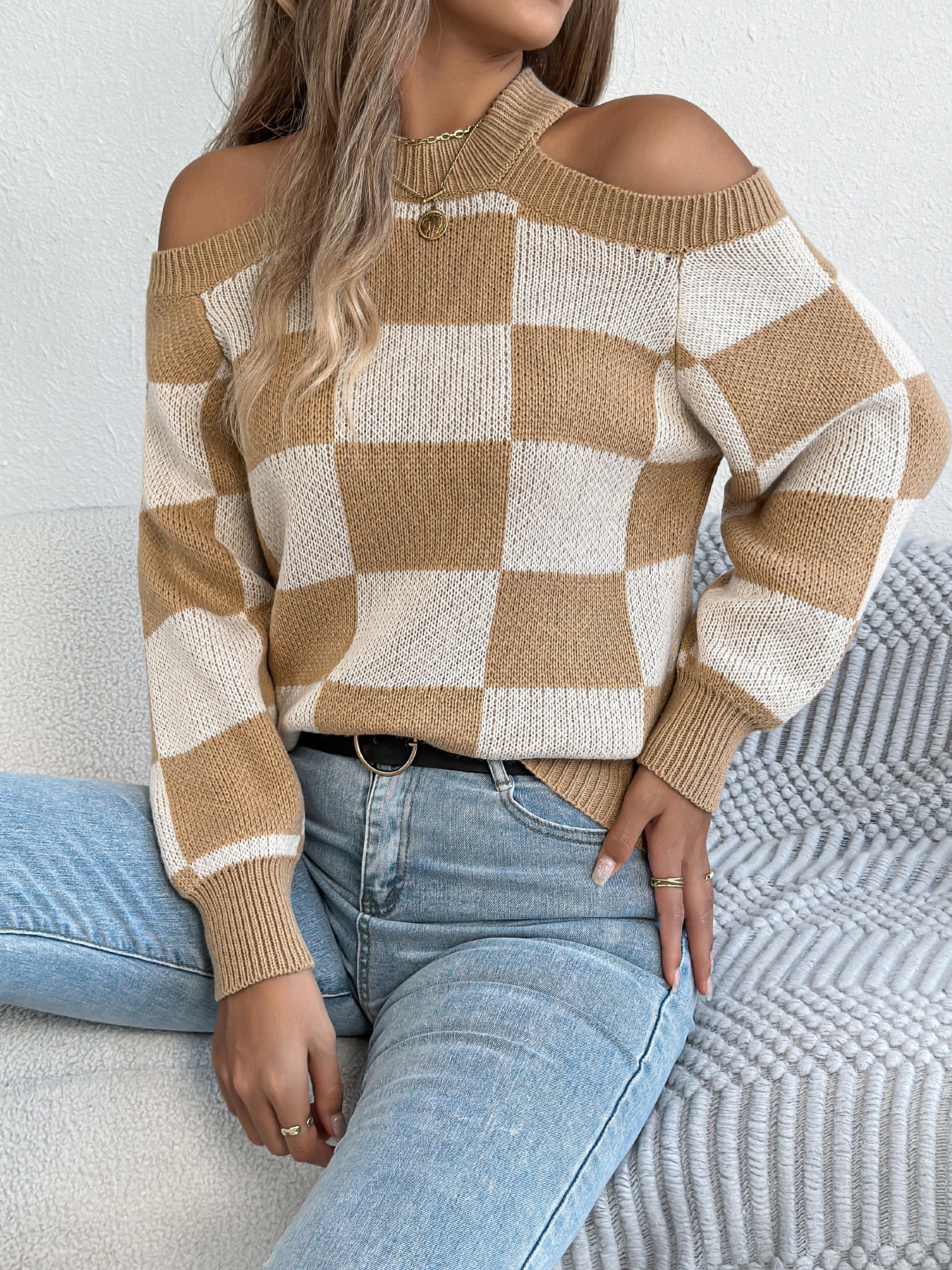 Dame off-shoulder farveblokstrikket trøje med lanterneærmer
