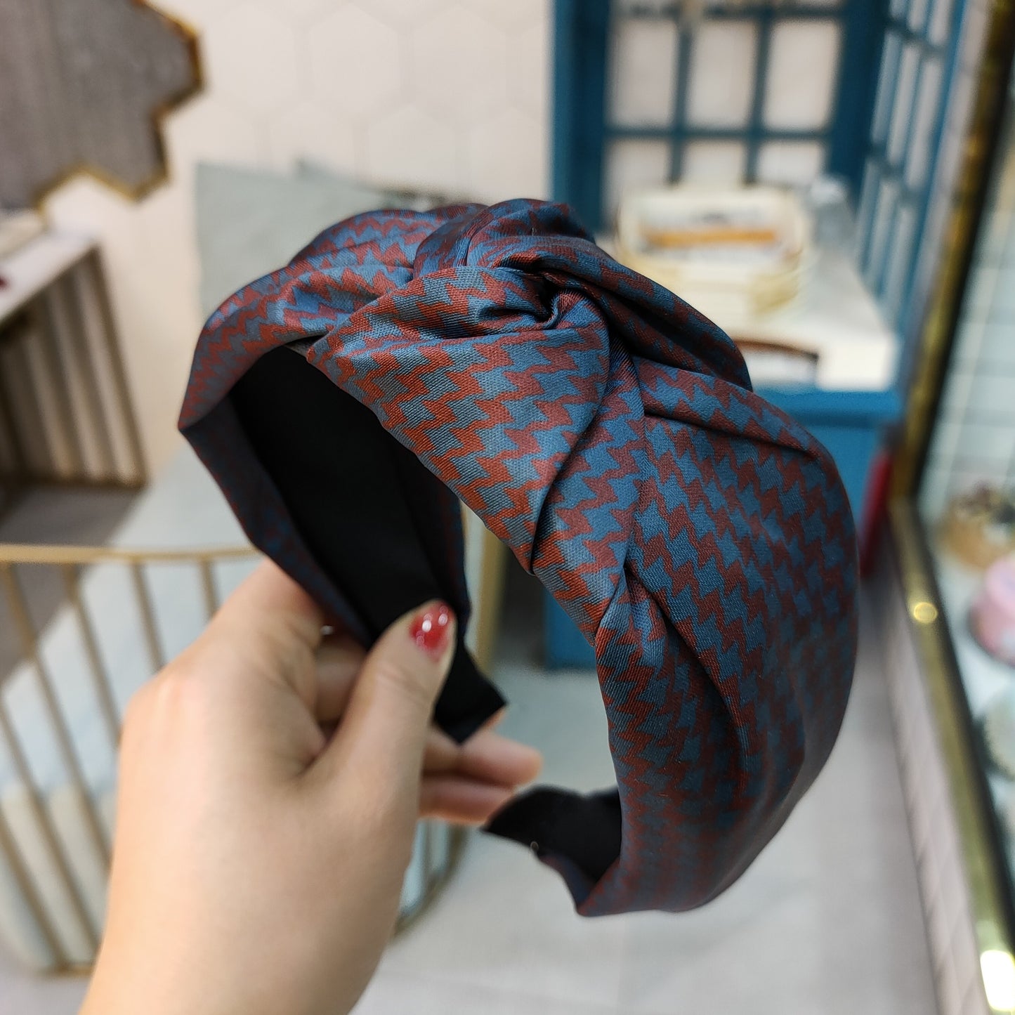 Vintage Houndstooth Print Hairpin Headband