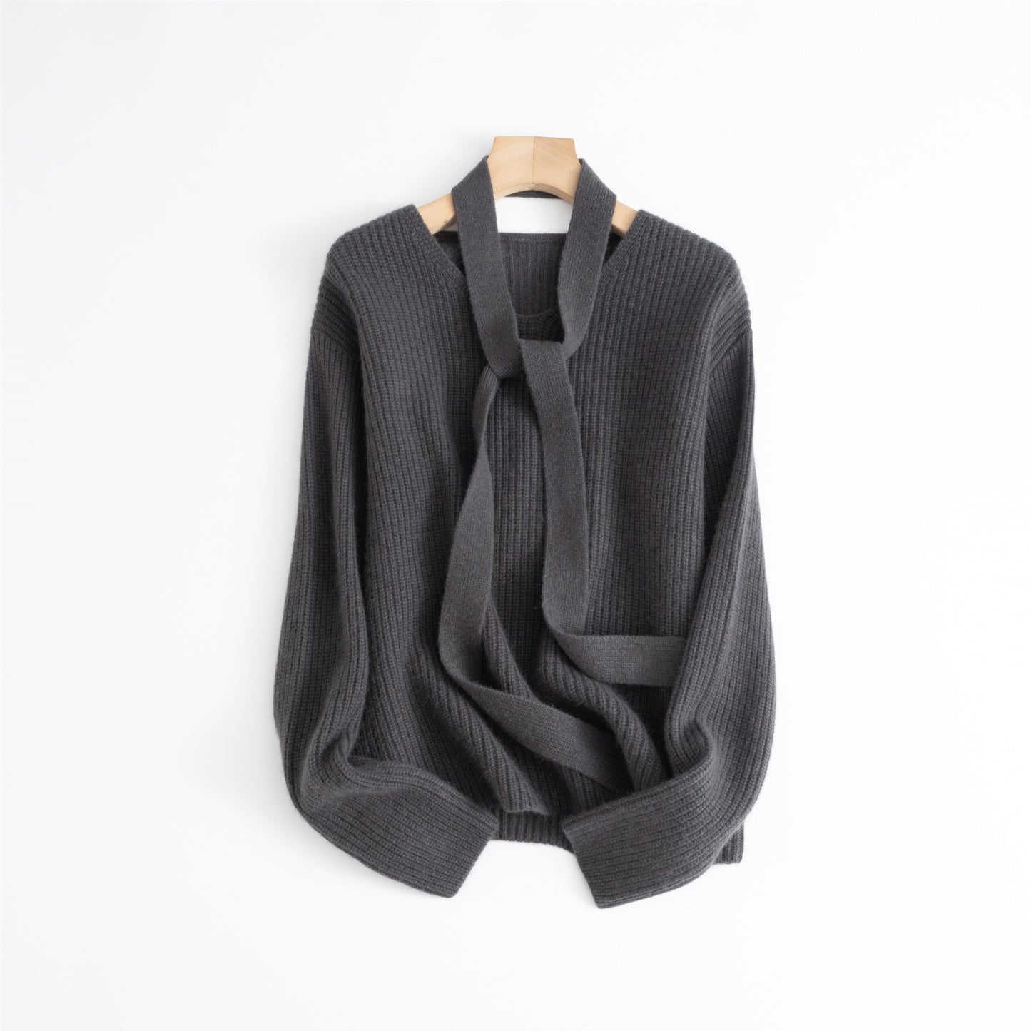 Halter Ribbon Raccoon Velvet V-neck Sweater
