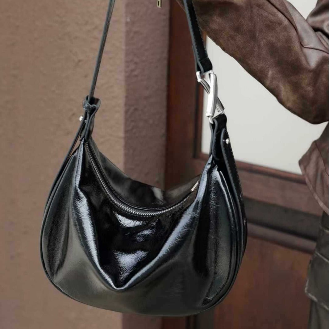 Dametaske i koskind, skuldertaske, crossbody, olievokset læderspandtaske