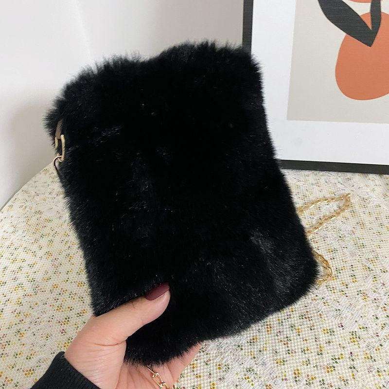 Women's Fashion Plush Pearl Chain Shoulder Messenger Bag