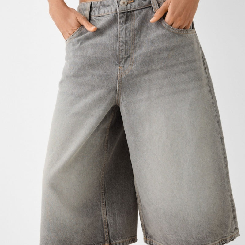 Løse cropped denim bukser med lav talje