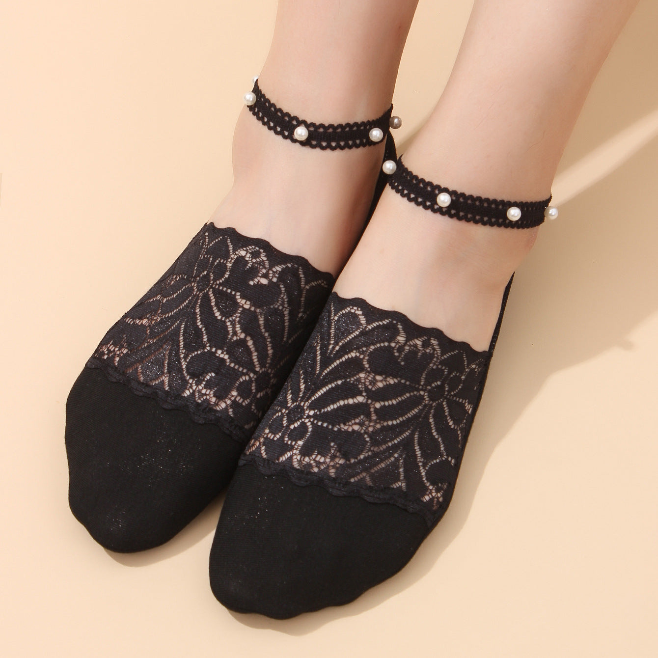 Women's Temperament And Fashion Lace Pearl Invisible Socks