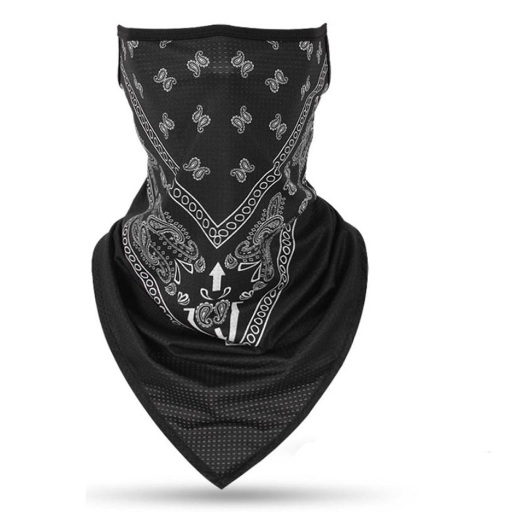 Windproof sunscreen triangle towel