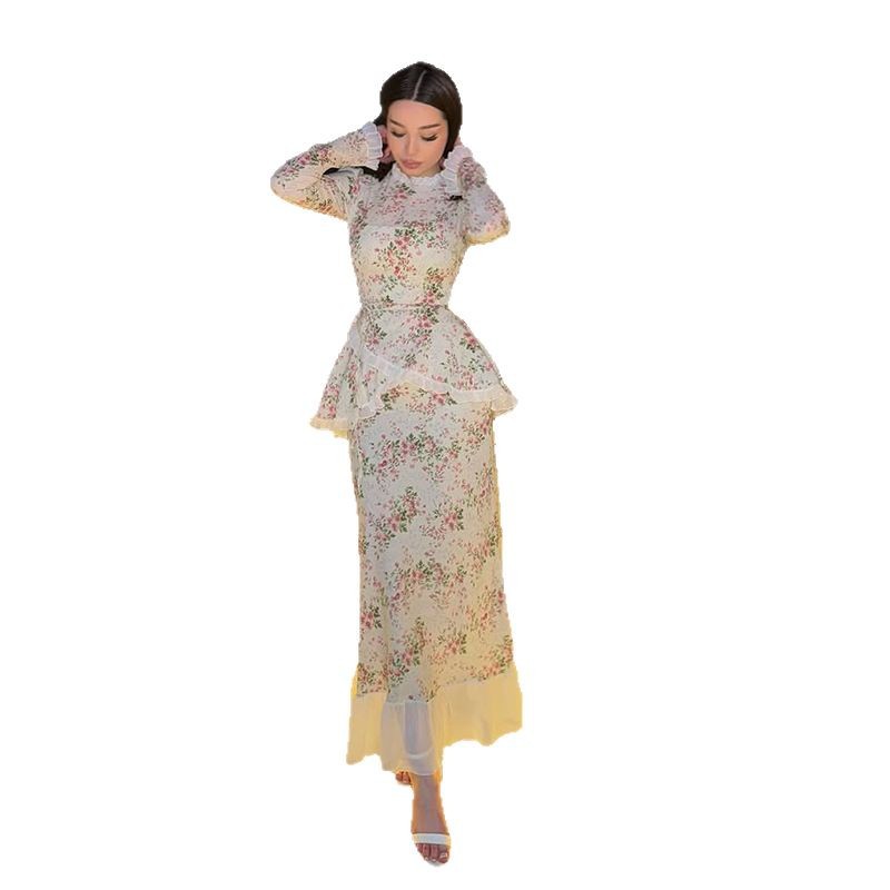 Elegant Figure-flattering Ruffle Skirt Set