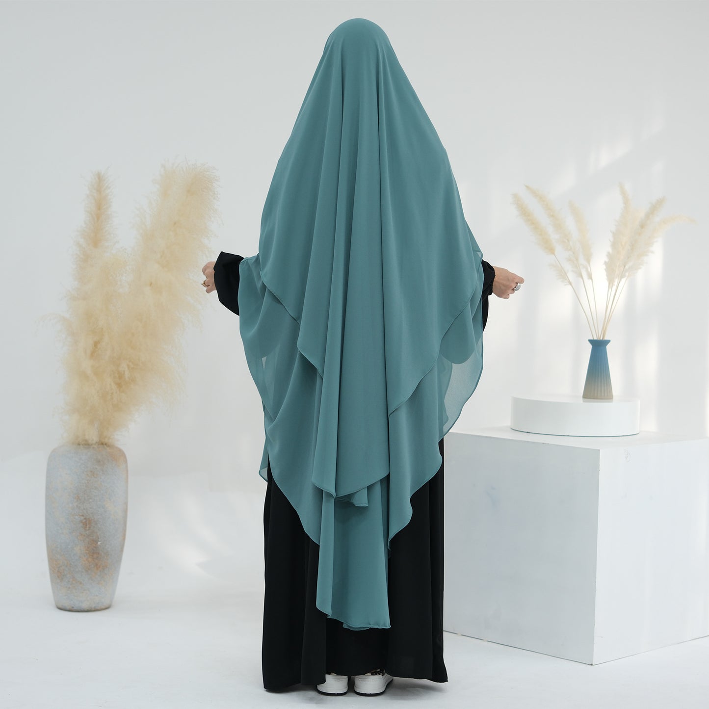 Big Swing Headscarf Middle East Solid Color