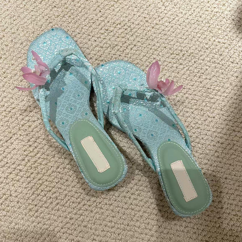 Fashion Personality Flower Flip-flops Female