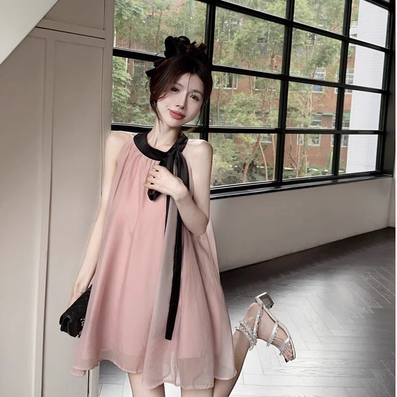 French-style Loose-fit Tie-up Halter Dress