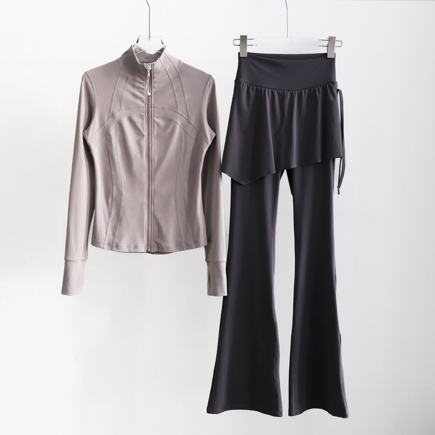 Long-sleeve Running Outfit With Zipperprofessional Gymwear Thats Slimming And Figure-flattering