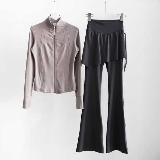 Long-sleeve Running Outfit With Zipperprofessional Gymwear Thats Slimming And Figure-flattering