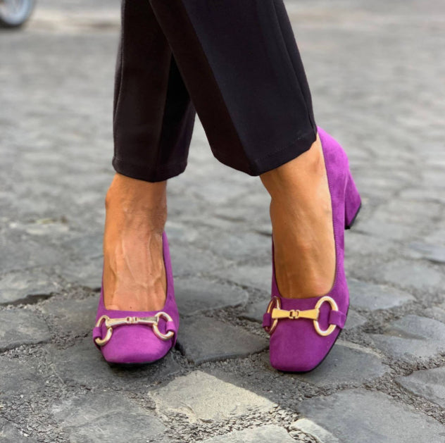 Flat Bottom Plus Size Metal Fastener Round Toe Loafers