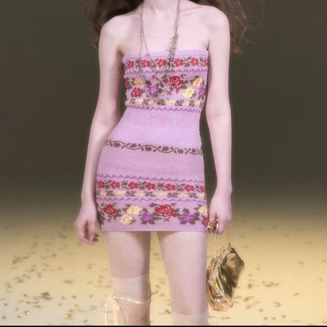 Contrast-color Rose Fair Isle Knit Cardigan Figure-hugging Floral Tube Dress