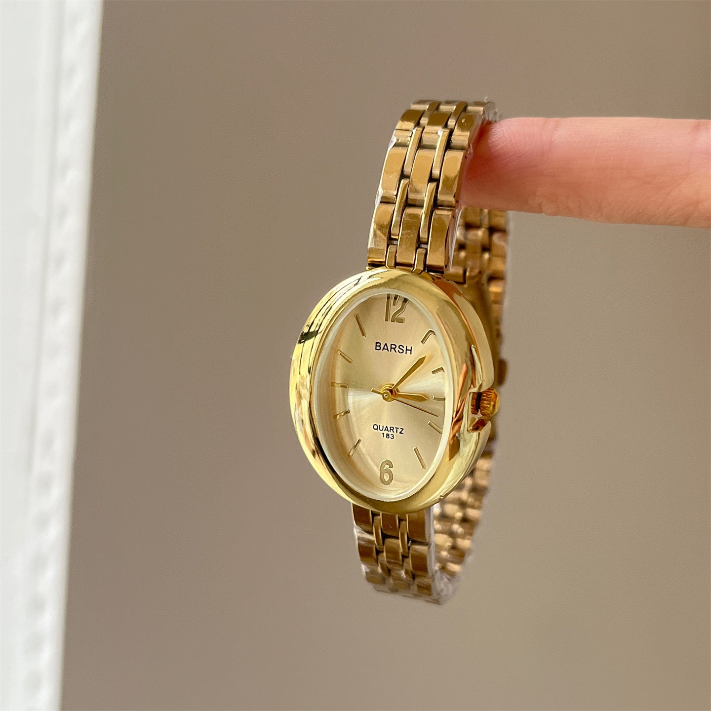 Elegant Big Diamond Watch Women's High-grade Light Luxury