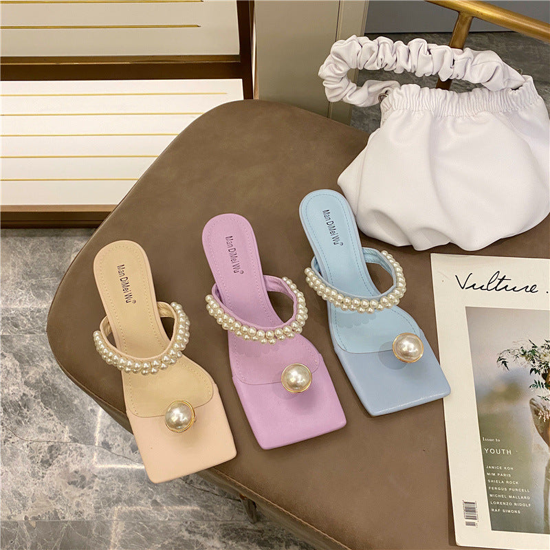 Flip-flop sandals
