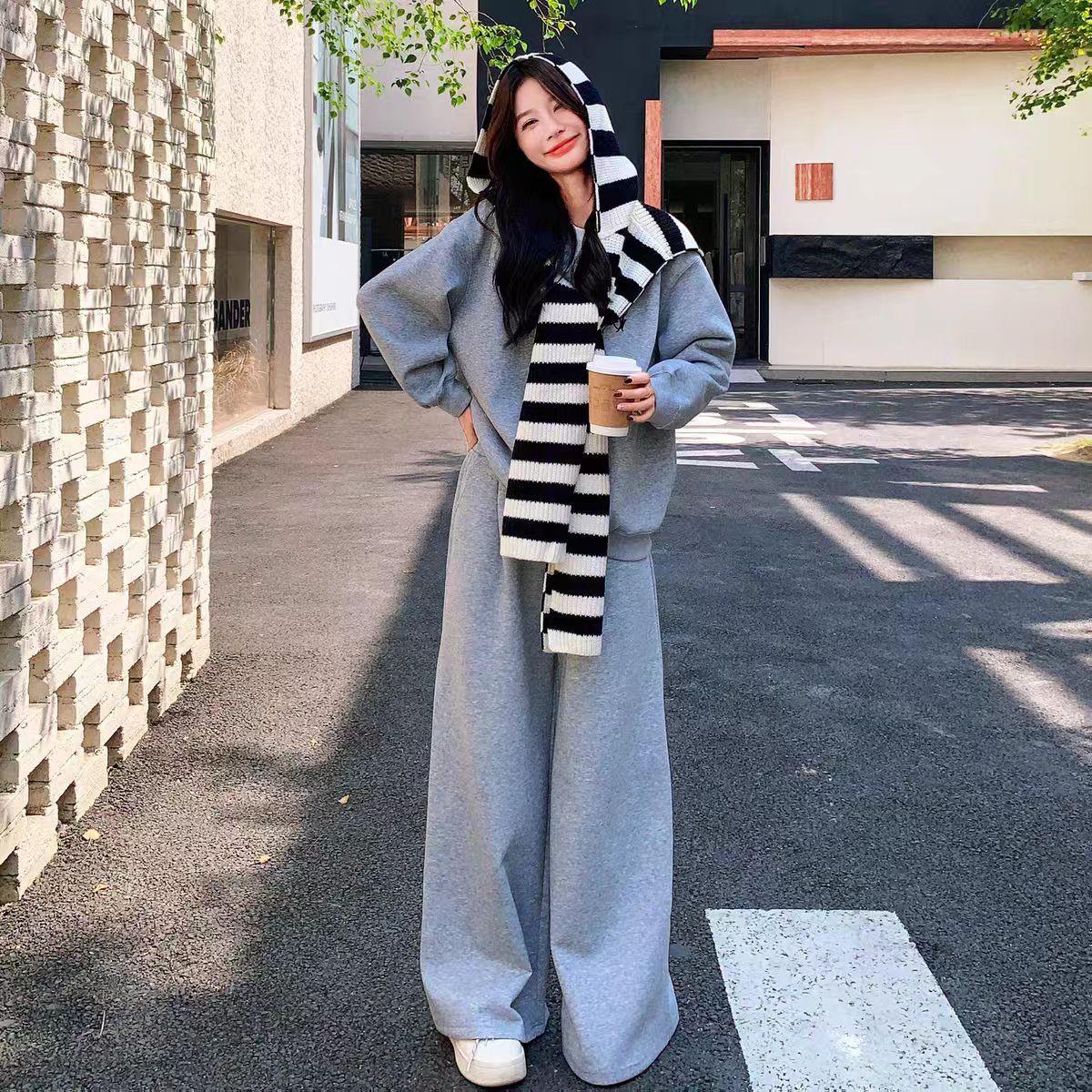 Retro Fashion Round Neck Long Sleeve Suit Women