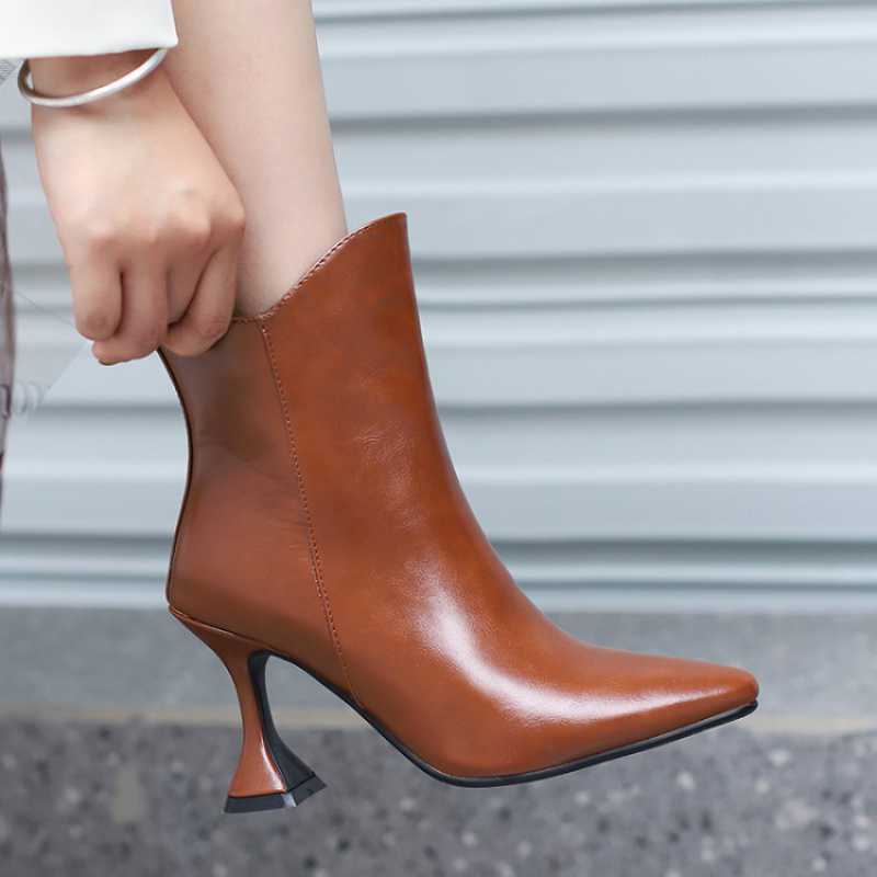 New Fashion Soft Leather Women's Shoes