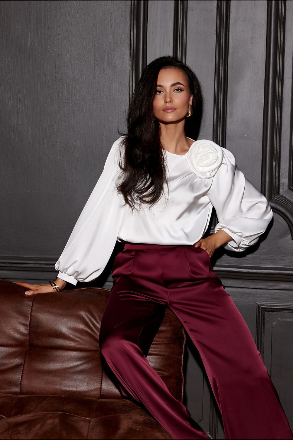 Women's Elegant Unique And Fashionable Shirt Top