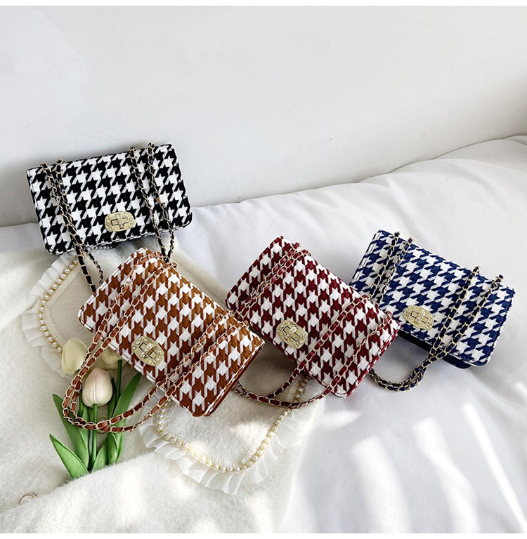 Western Style Simple Street Print Plaid One-shoulder Messenger Bag
