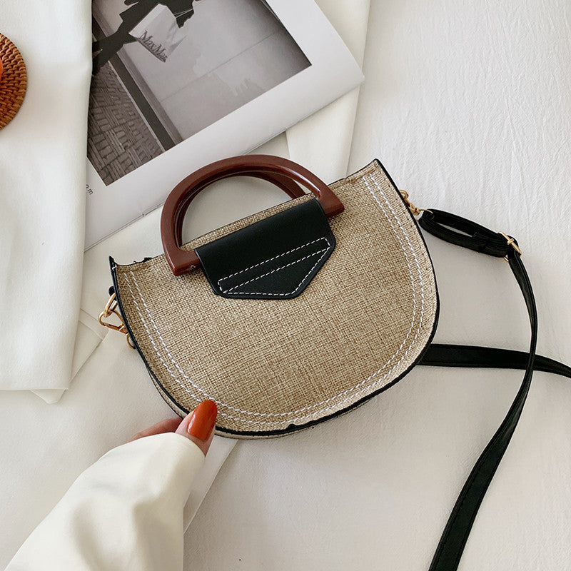 Women's Summer Large Capacity One Shoulder Messenger Woven Bag