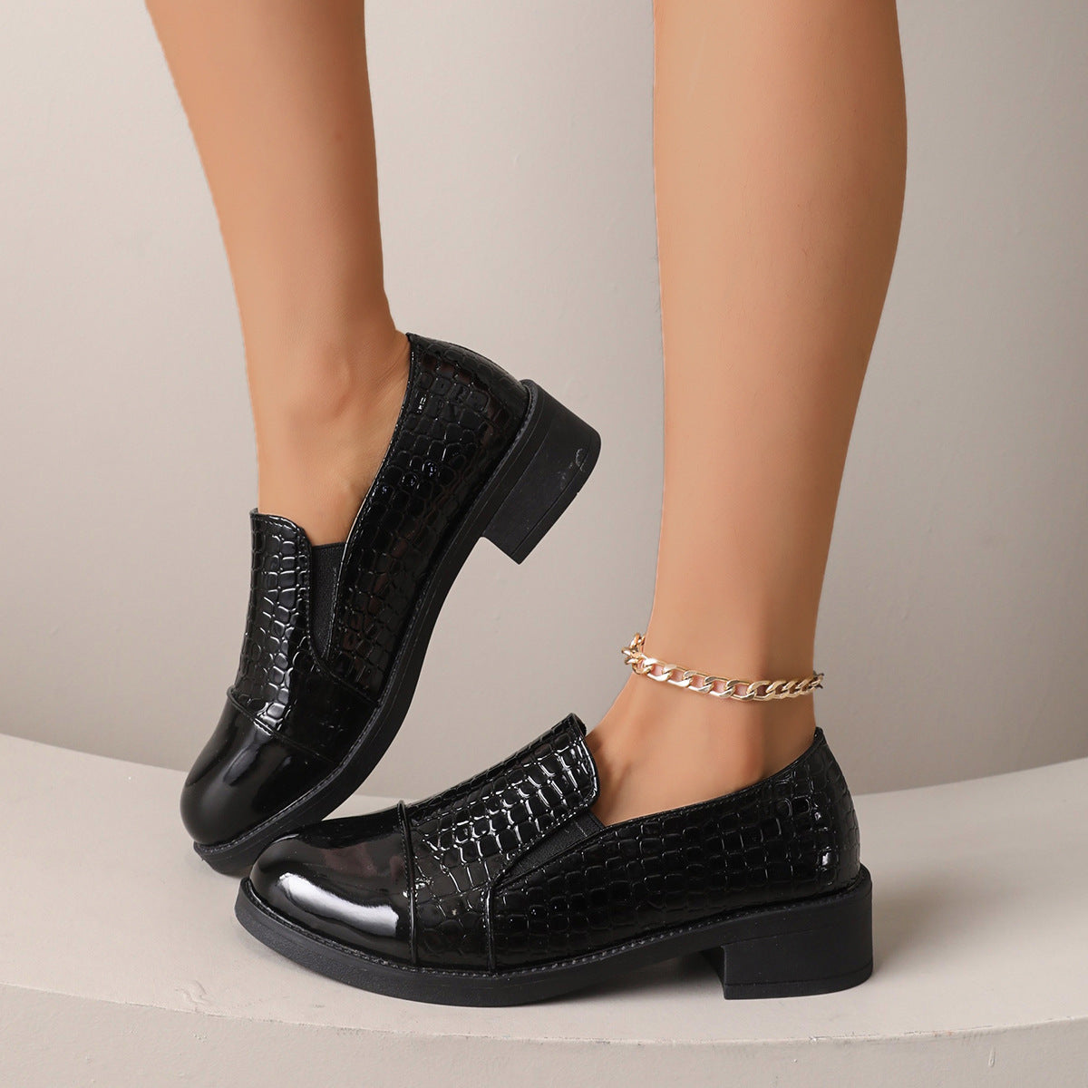 Stylish Cracked-surface Versatile Leather Shoes For Workwear