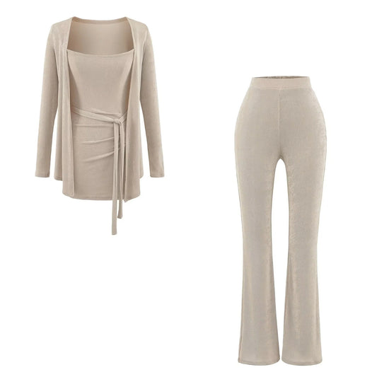 A Three-piece Outerwear Set With A Seductive Innocent Vibe For Layering