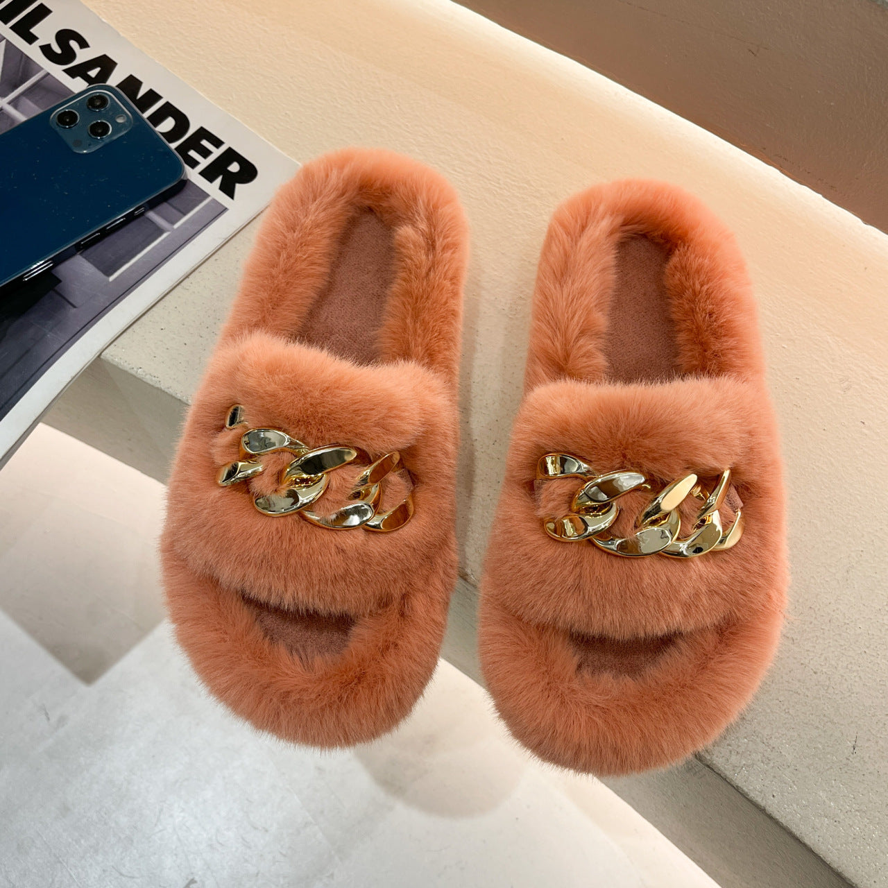 Furry Flat-bottomed Slippers On The Inside And Outside