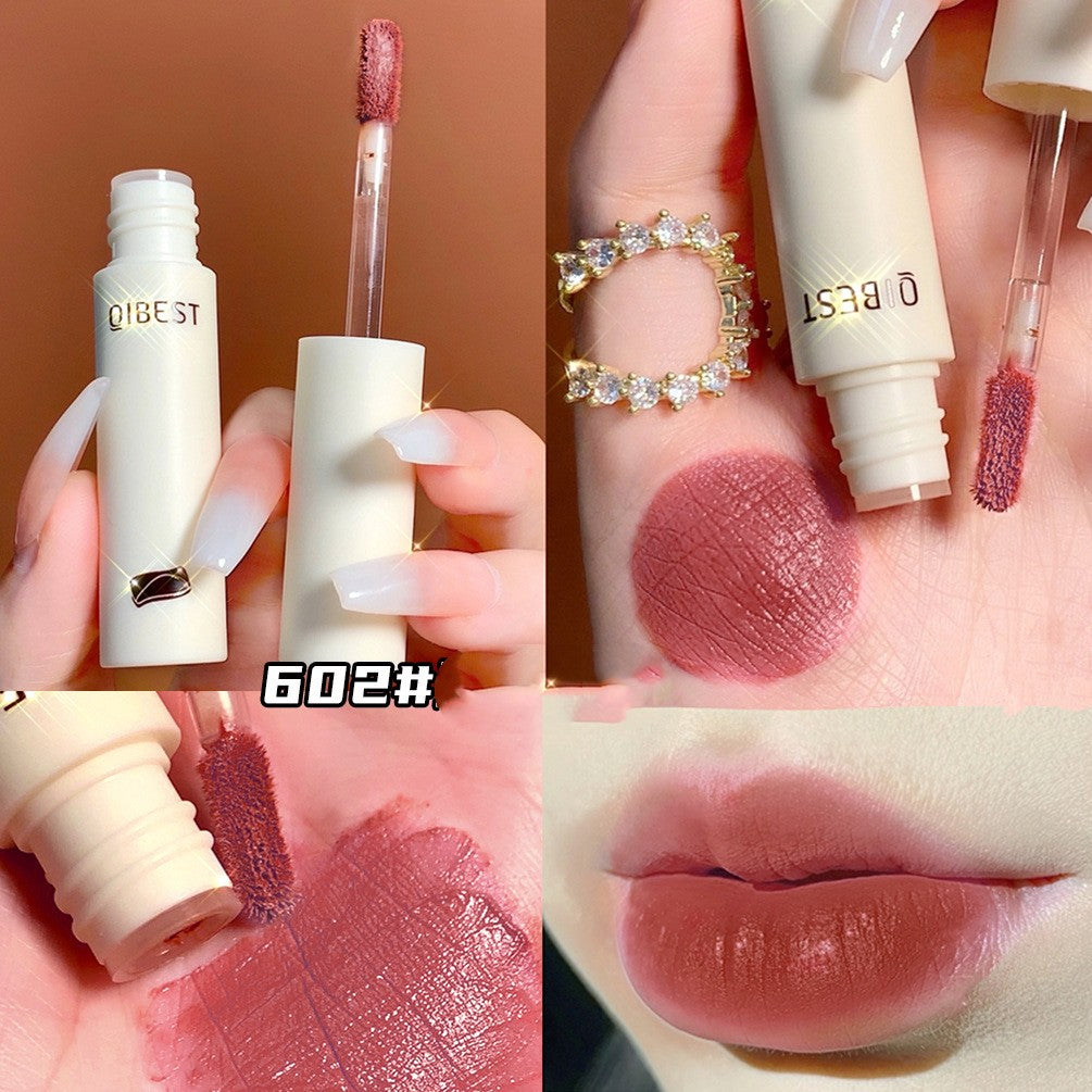Lipgloss med en mat overflade, der ikke er let at falme