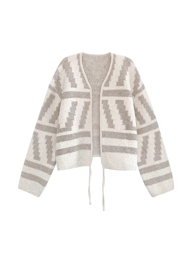 Løs og afslappet moderigtig sweaterjakke