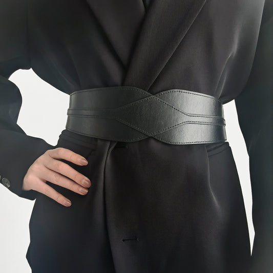 The New Autumn And Winter Women's Black Elastic Belt Without Punching Is Decorated With Coats And Sweaters