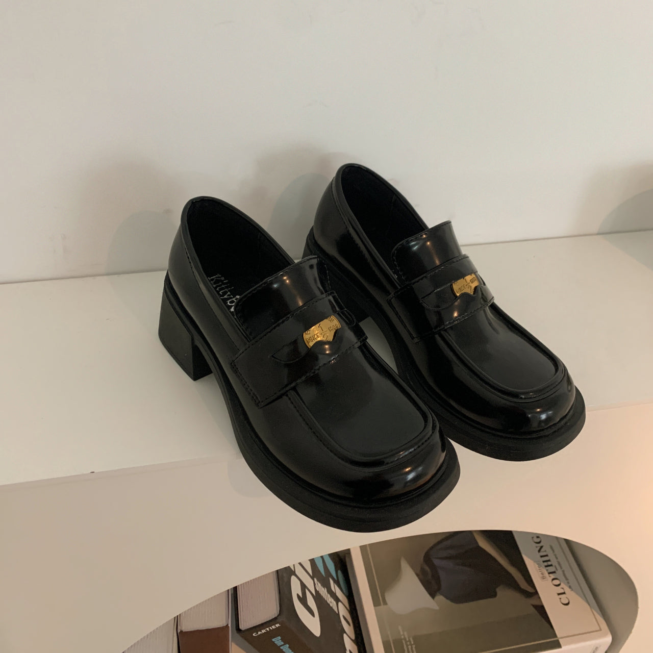 Women's Thick-soled Slip-on Medium Chunky Heel Pumps
