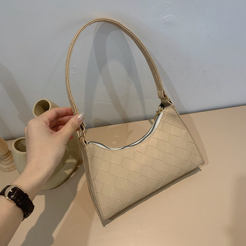 Net Red One Shoulder Portable Retro Small Bag