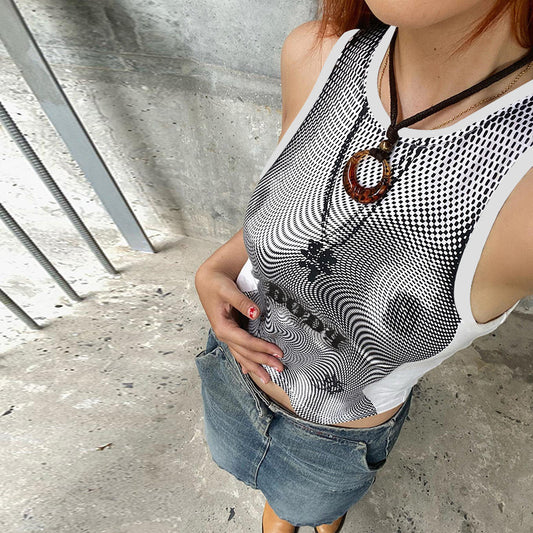 The New Round Neck Print Slim Body Revealing Umbilical Cord Inside The Small Undershirt