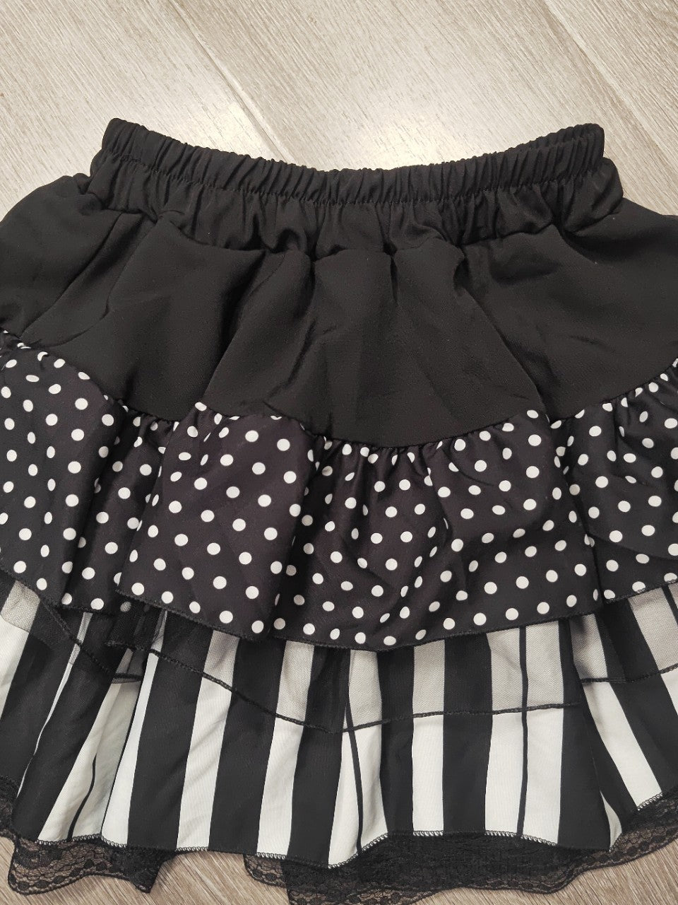 Punk Mid-ancient Black And White Piano Keys Polka Dot Lace Short Skirt