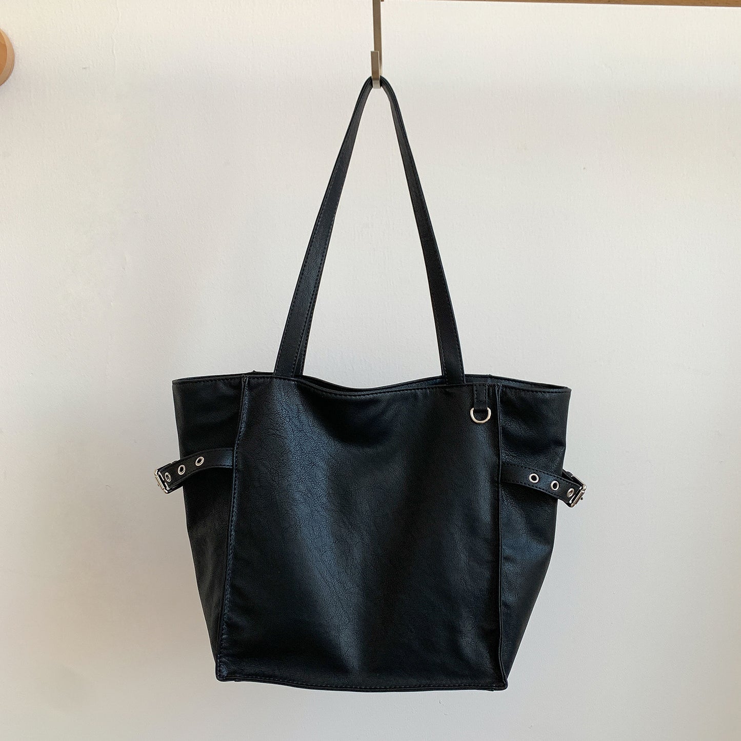 Large-capacity Womens Korean-style Shoulder Bag