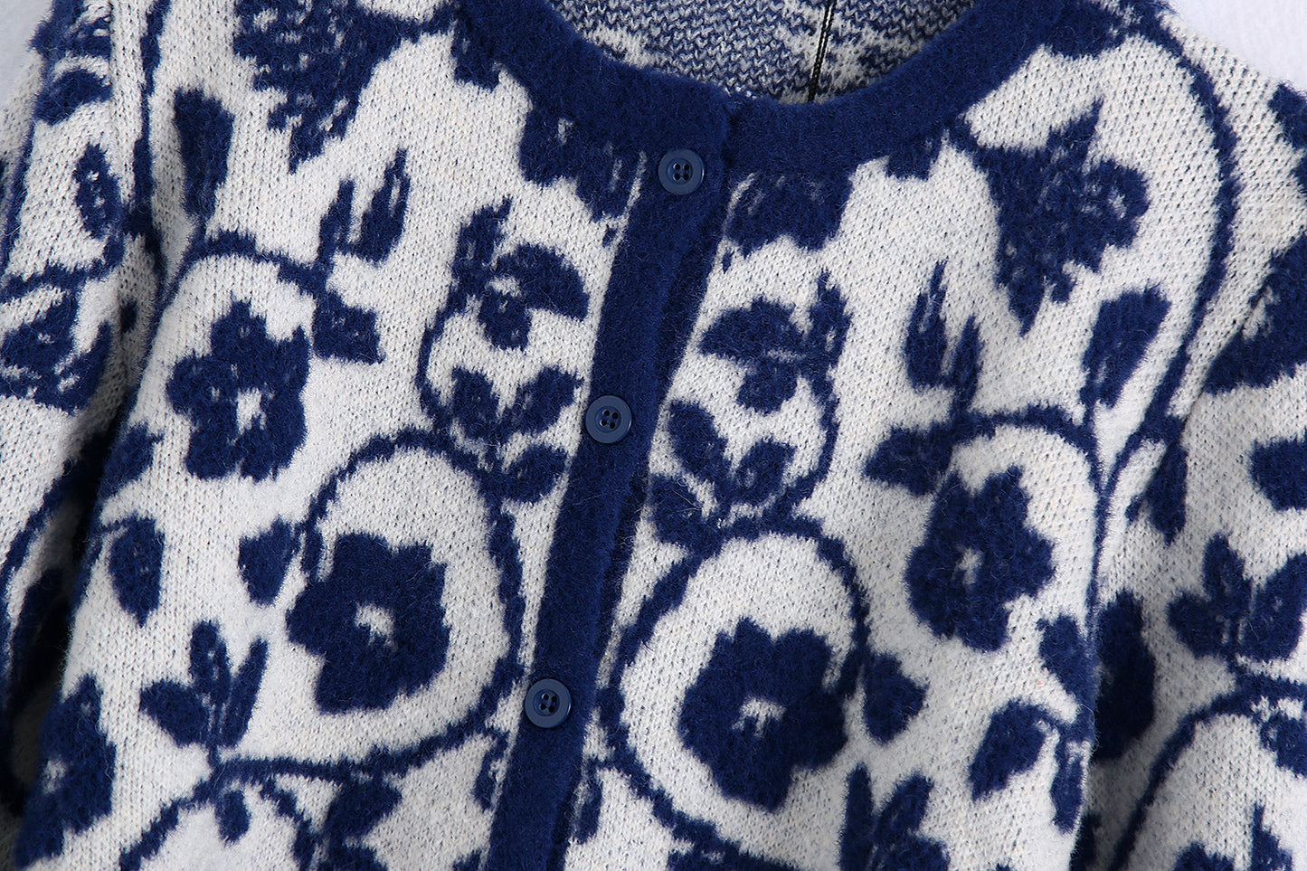 New European And American Women's Floral Jacquard Knitted Sweater