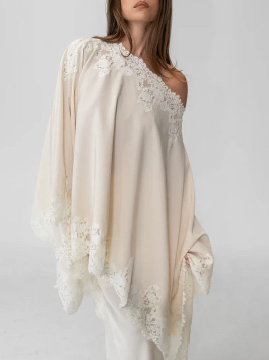 Elegant And Luxurious Lace-trimmed Shawl Dress