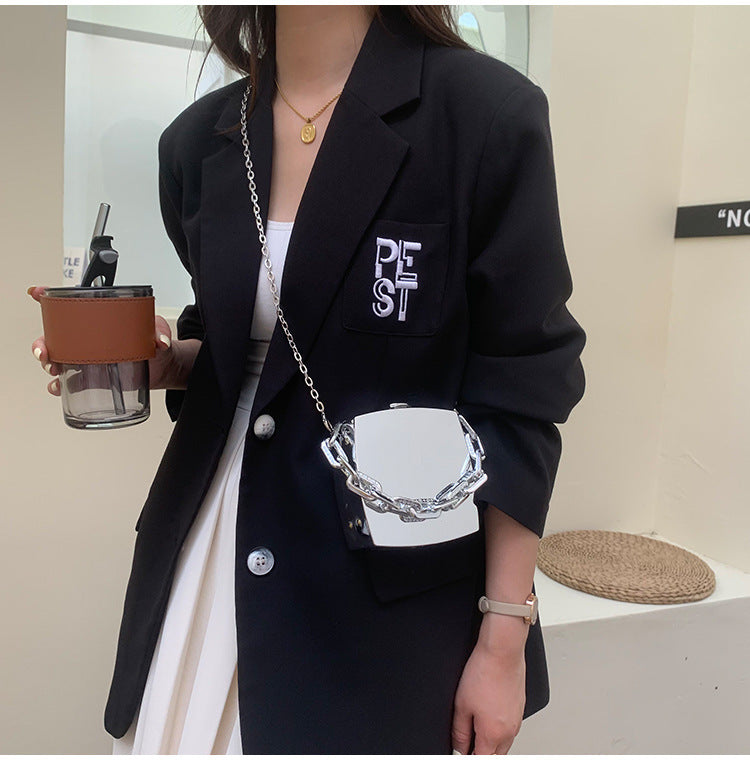 Metal Stylish Textured Glossy Chain Handbag