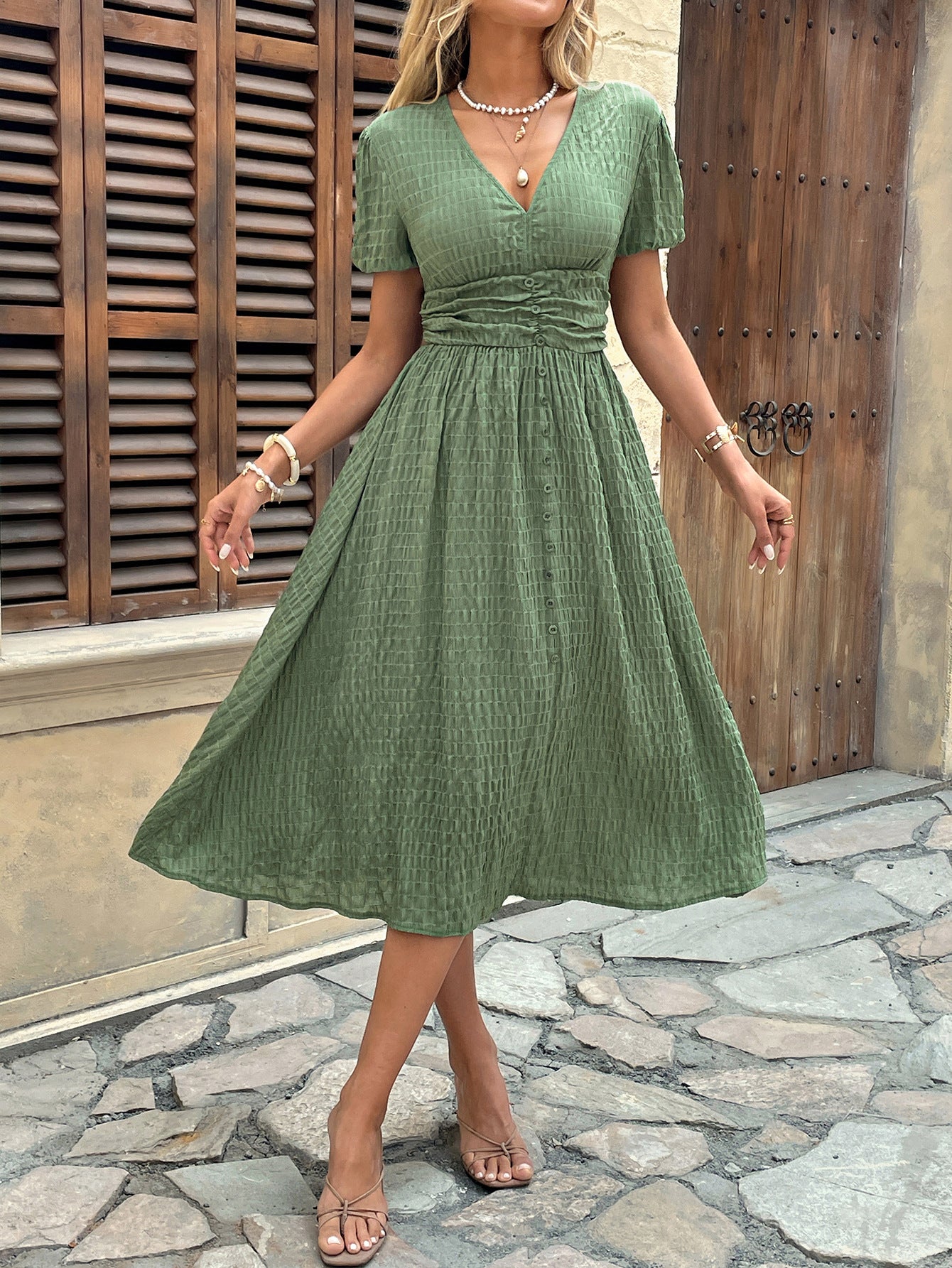 V-neck Pleated Buttoned Lantern-sleeve Dress