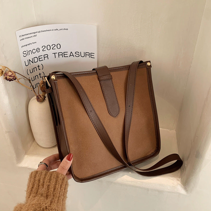 Women's Fashion Retro Large Capacity Shoulder Bag