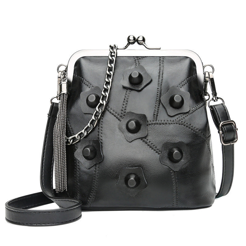 Sheepskin Retro Rivet Messenger Bag Fashion