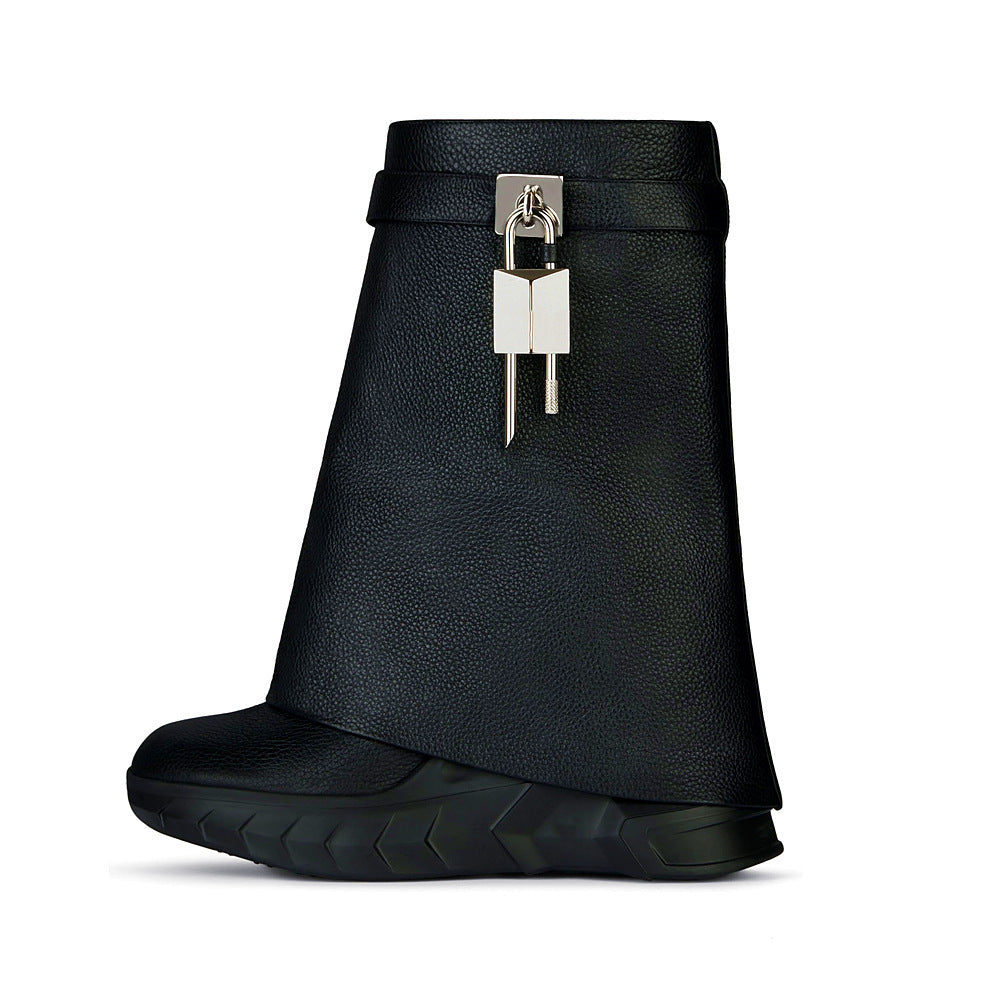 Oversized Women's Plush Mid Length Boots