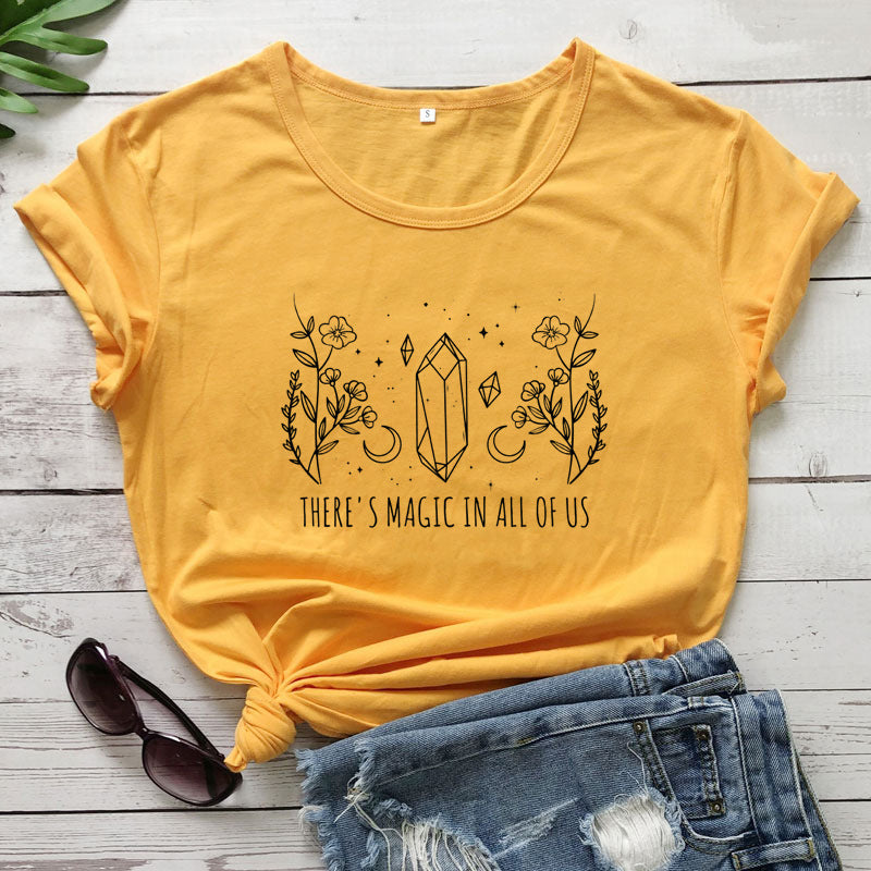 THERE'S MAGIC IN ALL OF US New Women's Short-sleeved T-shirt