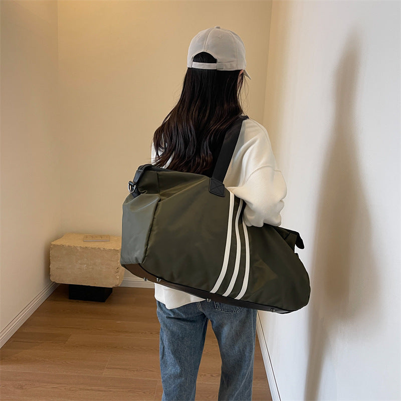 Lightweight Waterproof Large Capacity Portable Travel Bag For Men